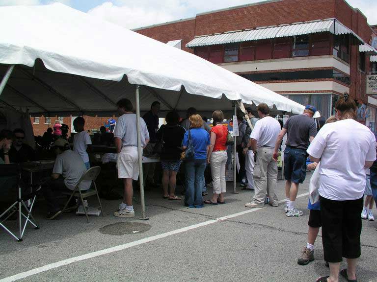 Bob Holiday's Booth